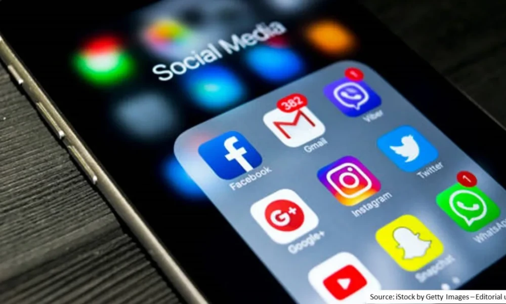 Άρτα: Παρίστανε την γυναίκα στο Facebook,του απέσπασε φωτογραφίες και τον εκβίαζε!